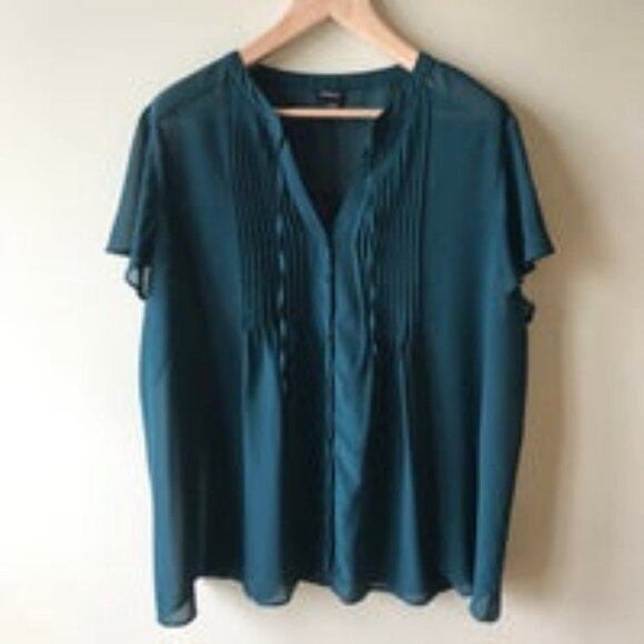Jackets & Blazers - Torrid Blouse short sleeved